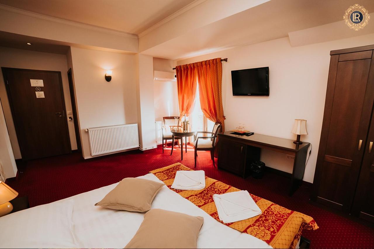 La Rezidenta Hotel Sibiu Exterior photo